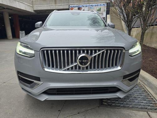 Gray Metallic 2025 Volvo XC90 Plug-In Hybrid T8 Plus 7-Seater