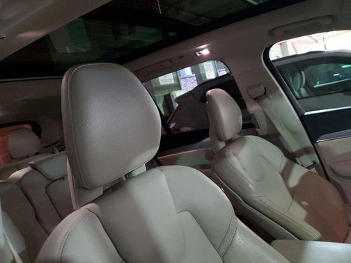 2021 Volvo XC90 T5 Momentum