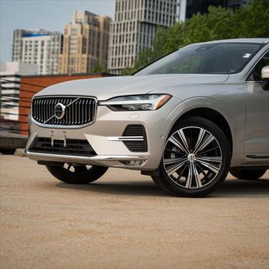 2023 Volvo XC60 B5 Plus Bright Theme