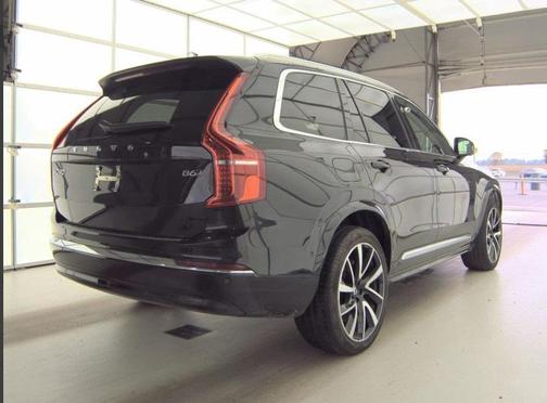 2024 Volvo XC90 B6 Plus Bright Theme 7-Seater