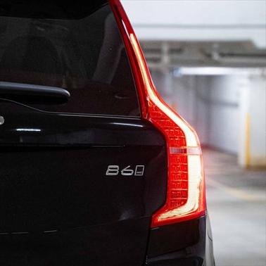 2025 Volvo XC90 B6 Ultra