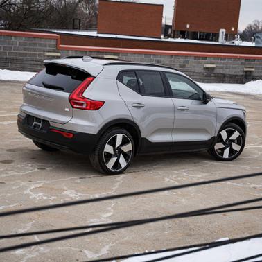 2024 Volvo XC40 Recharge Pure Electric Ultimate