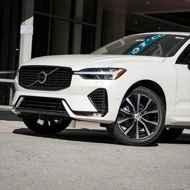 2025 Volvo XC60 B5 Plus