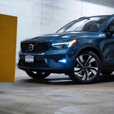 2026 Volvo XC40 B5 Ultra