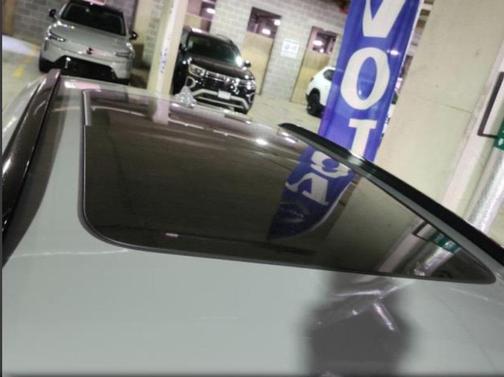 2024 Volvo XC40 B5 Plus Dark Theme