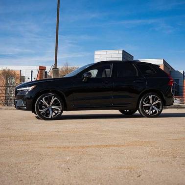 Onyx Black 2025 Volvo XC60 Ultra