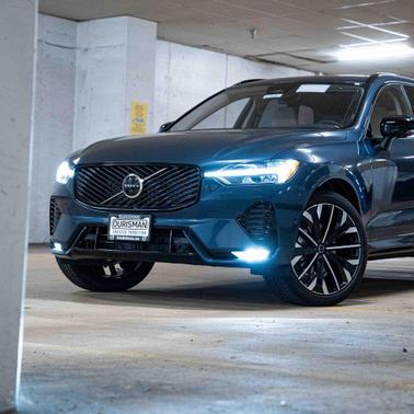 2026 Volvo XC60 B5 Ultra