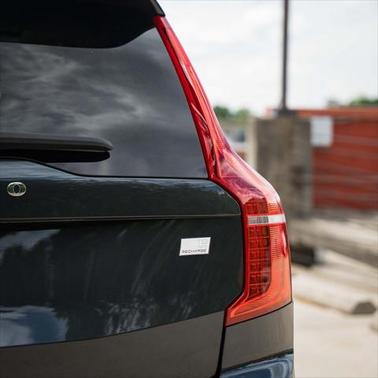 2022 Volvo XC90 Recharge Plug-In Hybrid T8 Inscription 6 Passenger