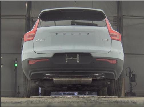 2025 Volvo XC40 B5 Plus Dark Theme