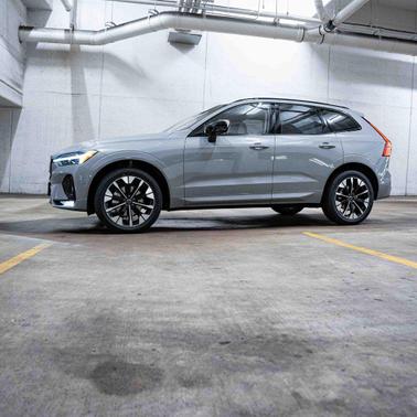 2026 Volvo XC60 B5 Ultra