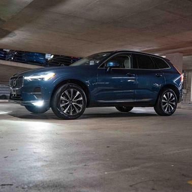 2023 Volvo XC60 B5 Plus Bright Theme