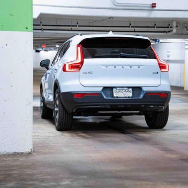 2026 Volvo XC40 B5 Plus