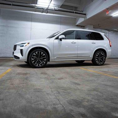 2026 Volvo XC90 B6 Ultra 7-Seater