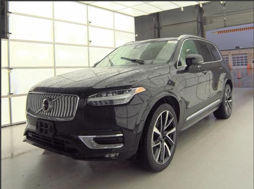 2024 Volvo XC90 B5 Plus Bright Theme