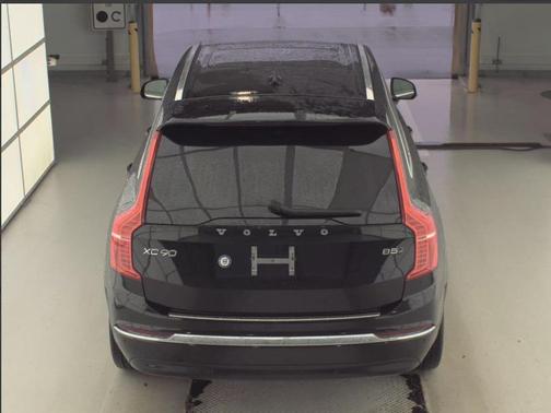 2024 Volvo XC90 B5 Plus Bright Theme