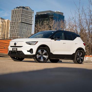 2023 Volvo XC40 Recharge Pure Electric Twin Plus