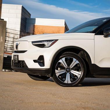 2023 Volvo XC40 Recharge Pure Electric Twin Plus