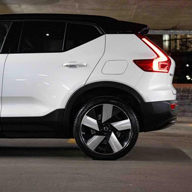2023 Volvo XC40 Recharge Pure Electric Twin Plus