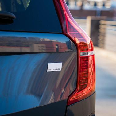 2024 Volvo XC90 Recharge Plug-In Hybrid T8 Ultimate Bright Theme 7-Seater