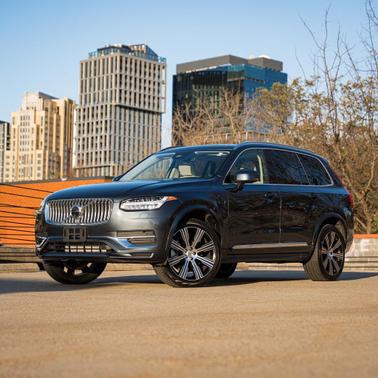 2024 Volvo XC90 Recharge Plug-In Hybrid T8 Ultimate Bright Theme 7-Seater