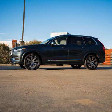 2024 Volvo XC90 Recharge Plug-In Hybrid T8 Ultimate Bright Theme 7-Seater