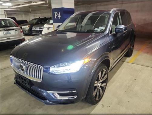 2024 Volvo XC90 Recharge Plug-In Hybrid T8 Ultimate Bright Theme 7-Seater