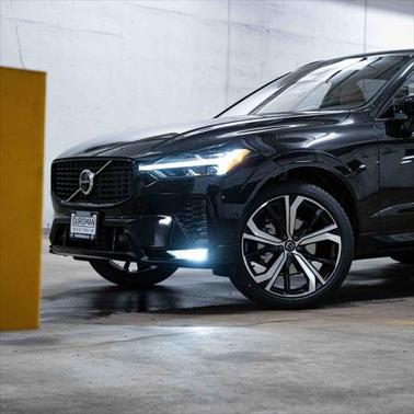2025 Volvo XC60 B5 Ultra