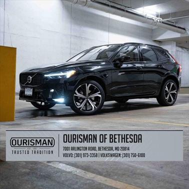 2025 Volvo XC60 B5 Ultra