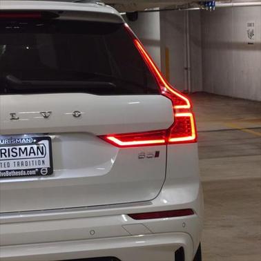 2025 Volvo XC60 B5 Ultra