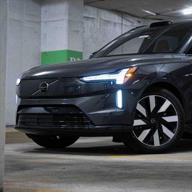 2025 Volvo EX90 Twin Motor Performance Ultra