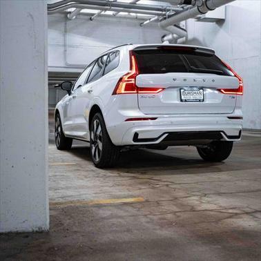 2025 Volvo XC60 Plug-In Hybrid T8 Plus