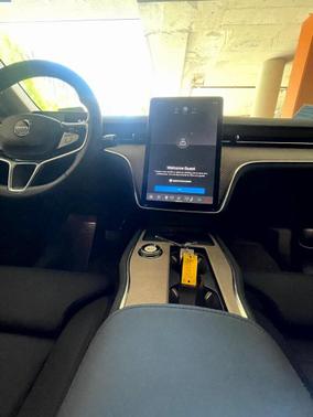 2025 Volvo EX90 Twin Motor Plus