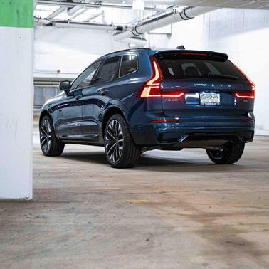 2026 Volvo XC60 B5 Ultra
