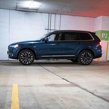 2025 Volvo XC90 Plug-In Hybrid T8 Ultra 7-Seater