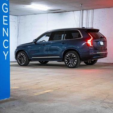 2025 Volvo XC90 Plug-In Hybrid T8 Ultra 7-Seater