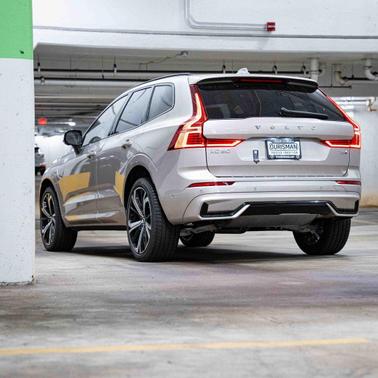 2025 Volvo XC60 Plug-In Hybrid T8 Ultra
