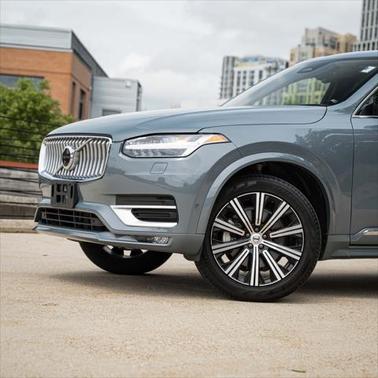 2023 Volvo XC90 B5 Plus