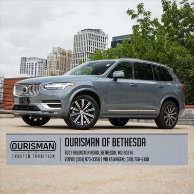 2023 Volvo XC90 B5 Plus