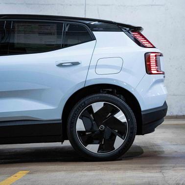 2026 Volvo EX30 Plus Twin Motor Performance, Fully electric