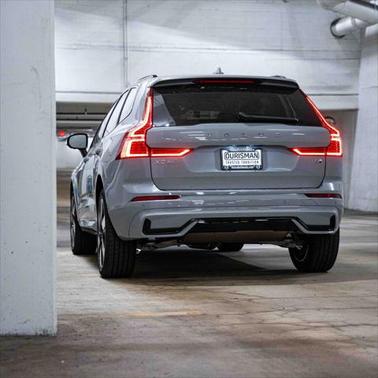 2025 Volvo XC60 Plug-In Hybrid T8 Plus