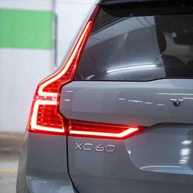 2025 Volvo XC60 Plug-In Hybrid T8 Plus