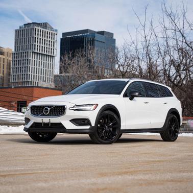 2021 Volvo V60 Cross Country T5