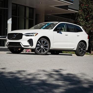 2025 Volvo XC60 Plus
