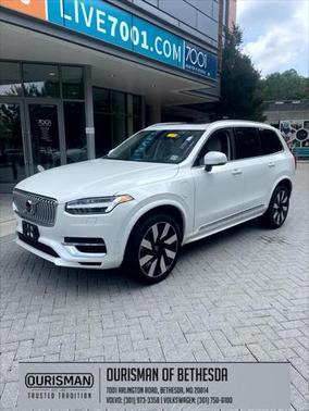 2024 Volvo XC90 Recharge Plug-In Hybrid T8 Ultimate Bright Theme 7-Seater