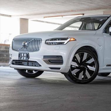 2024 Volvo XC90 Recharge Plug-In Hybrid T8 Ultimate Bright Theme 7-Seater