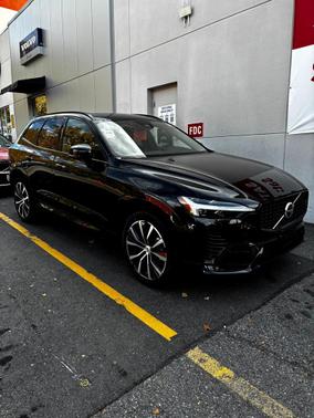 2025 Volvo XC60 B5 Plus