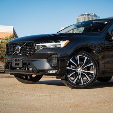 2025 Volvo XC60 B5 Plus