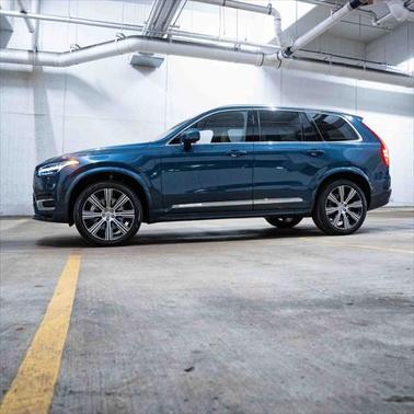 2024 Volvo XC90 Recharge Plug-In Hybrid T8 Ultimate Bright Theme 7-Seater