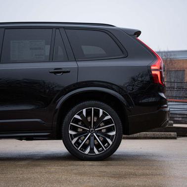 Onyx Black Metallic 2026 Volvo XC90 Plug-In Hybrid Ultra Dark Theme, T8 AWD, Electric/Gasoline, 6 Seats