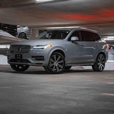 2025 Volvo XC90 Plug-In Hybrid T8 Plus 7-Seater